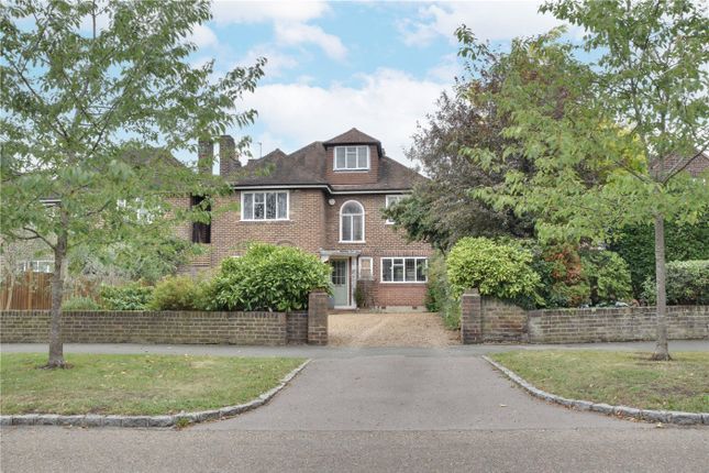 4 bed property, in Manor Way, £2,000,000