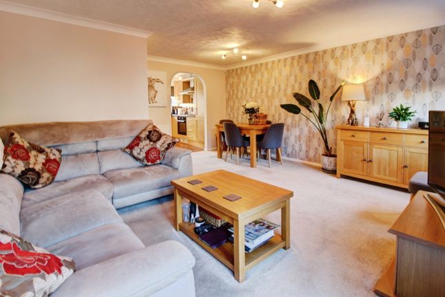 3 bed property, in Church Road, £360,000