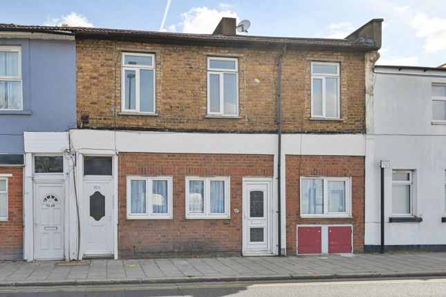 3 bed property, in Whitton Road, £510,000
