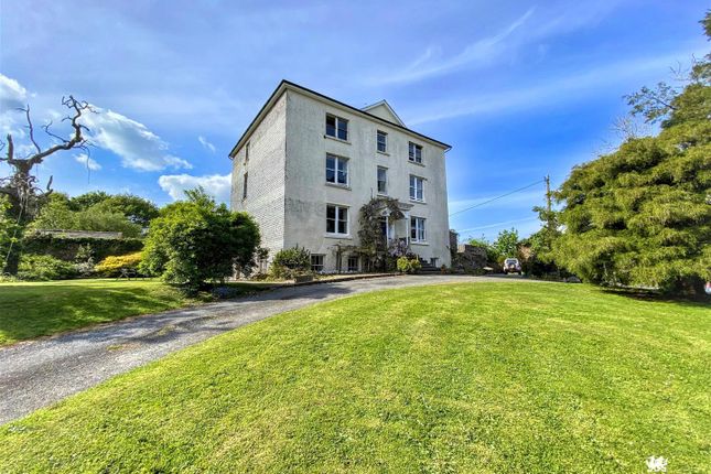 10 bed property, in Begelly, £950,000
