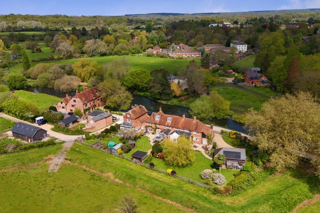 5 bed property, in The Causeway, £895,000
