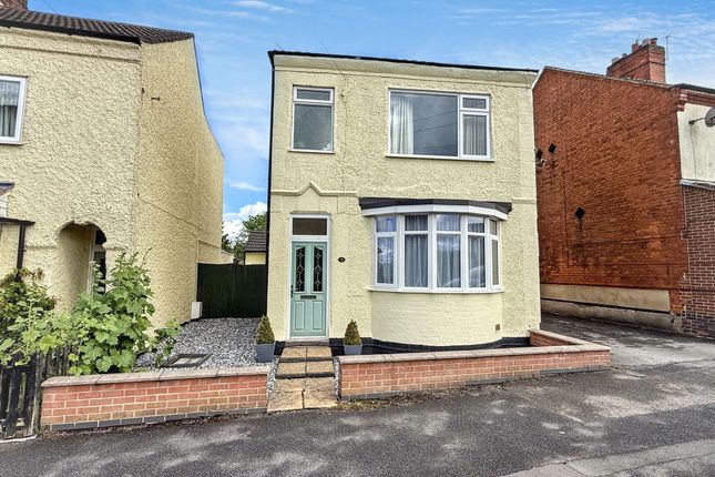 3 bed property, in Standard Hill, £285,000