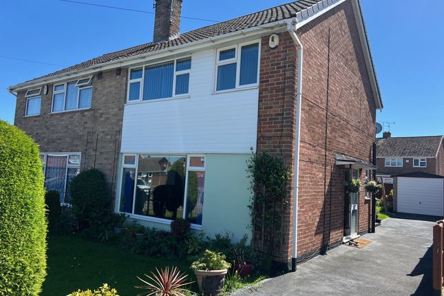 3 bed property, in Ramsbury Road, £245,000