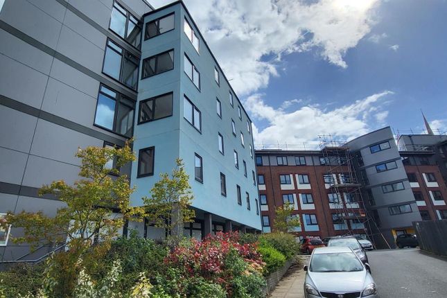 Studio, in 64, £20,000
