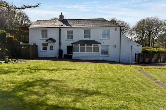 4 bed property, in Lower Ninnis, £675,000