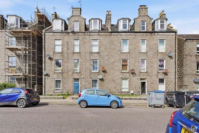 1 bed property, in 108c, £40,000