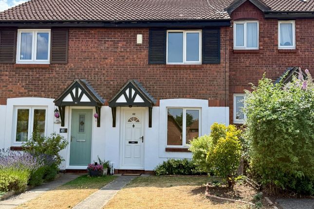 2 bed property, in Berenda Drive, £275,000
