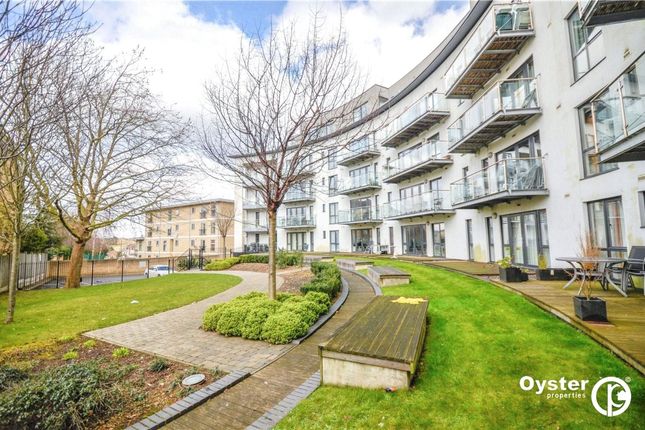 2 bed property, in 1 Friern Barnet Road, £375,000