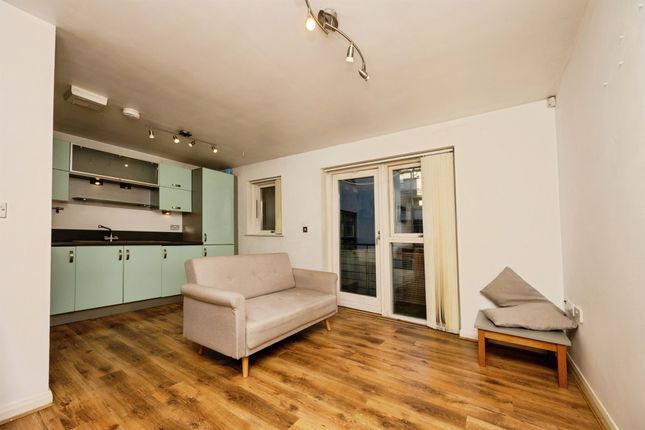 1 bed property, in Arthur Place, £95,000