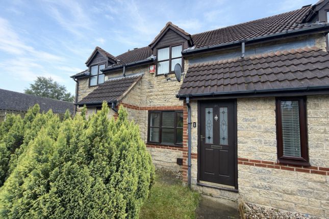 2 bed property, in St. Godrics Drive, £120,000