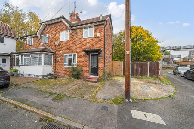 3 bed property, in Lynch Close, £520,000