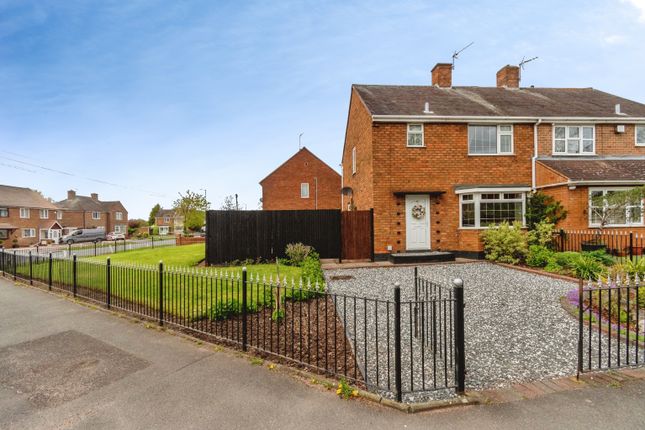 3 bed property, in Ascot Drive, £235,000