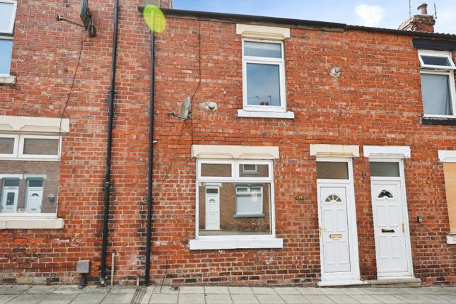 2 bed property, in George Street, £50,000