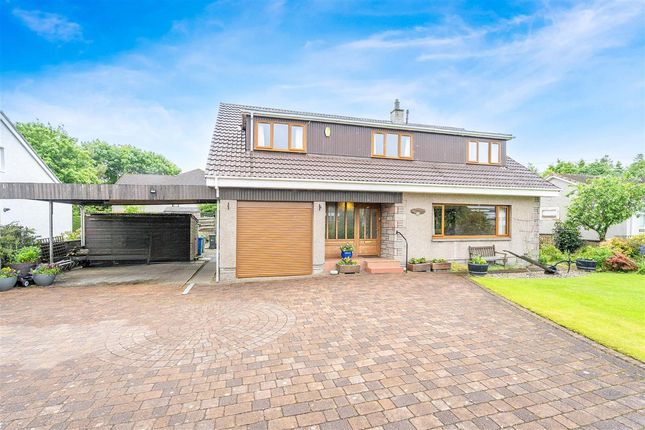 5 bed property, in Hartwood Road, £380,000