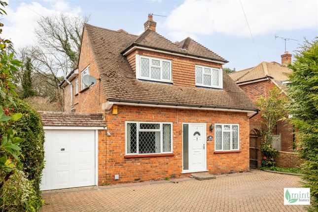 4 bed property, in Lovelace Drive, £770,000
