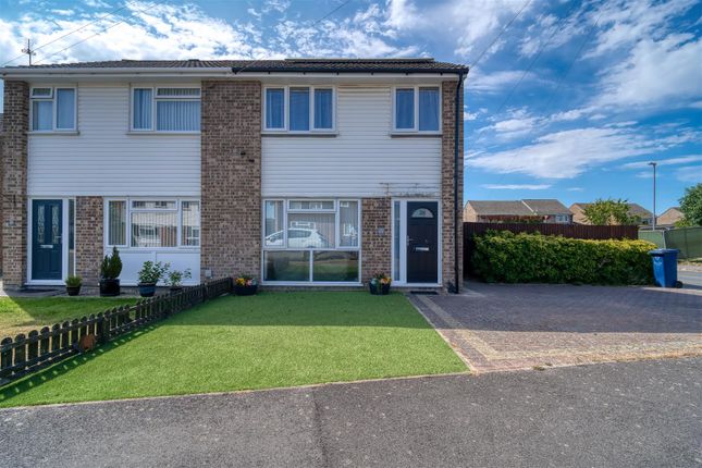 3 bed property, in Chestnut Way, £265,000