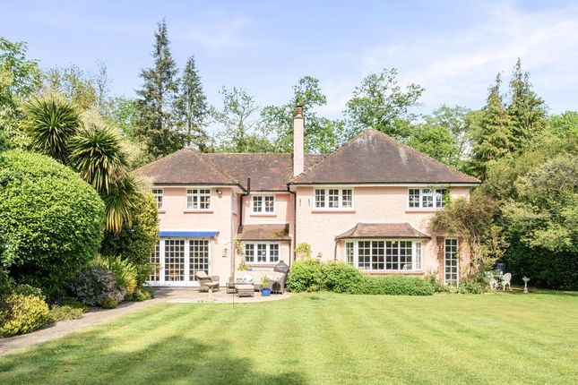 5 bed property, in Bakeham Lane TW20, £1,500,000