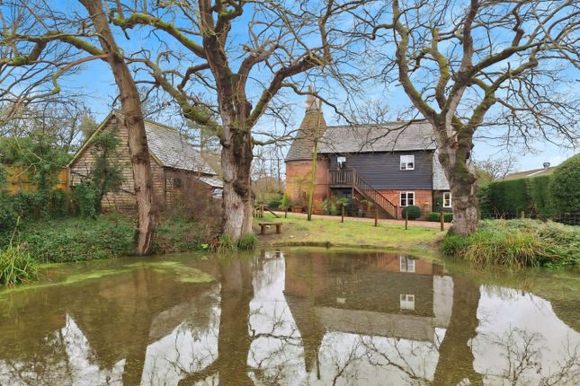 5 bed property, in Snughorne Lane, £1,250,000