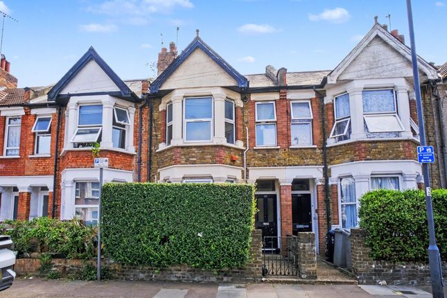 3 bed property, in Fortune Gate Road, £225,000