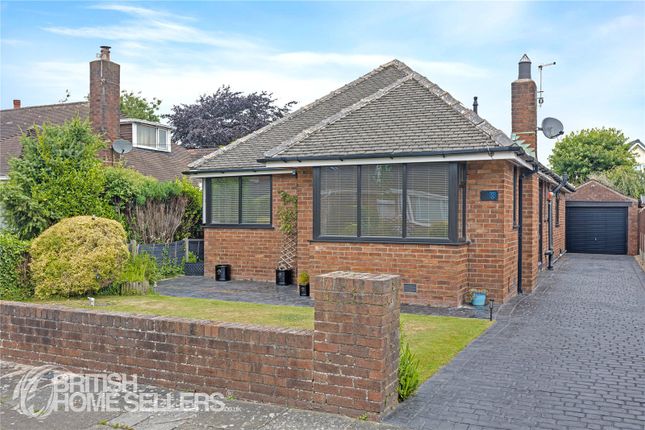 3 bed property, in Winston Avenue, £275,000