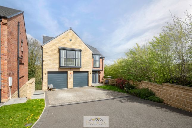 5 bed property, in Manor Rise, £650,000