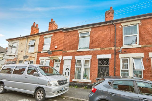 2 bed property, in Holcombe Street, £125,000