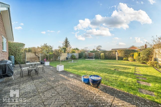 3 bed property, in Mimosa Avenue, £500,000