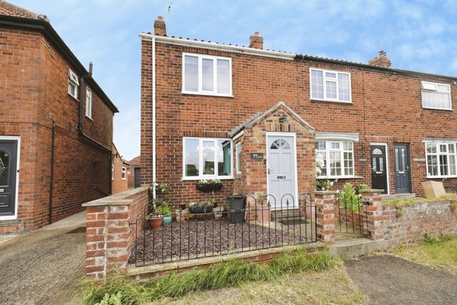 2 bed property, in New Cottages, £235,000