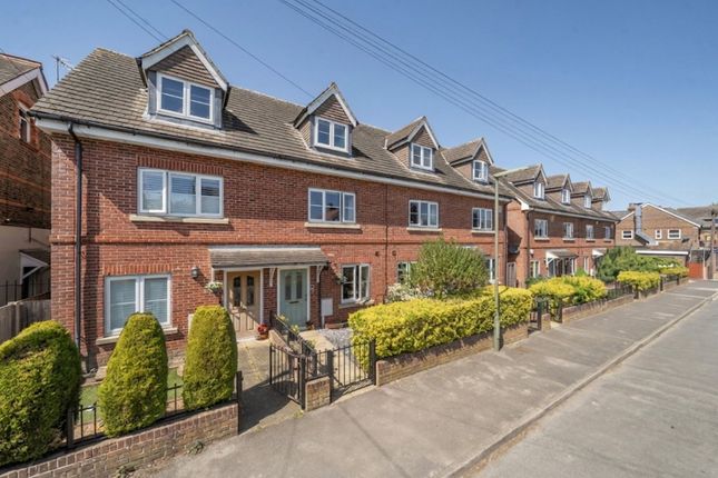 3 bed property, in Talbot Road, £550,000