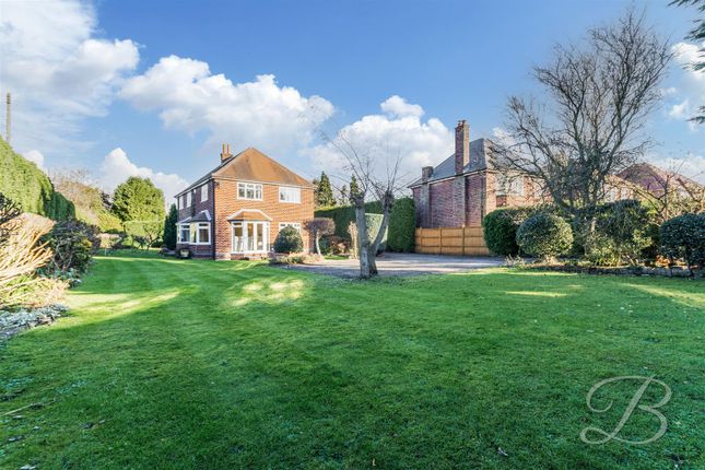 5 bed property, in Askew Lane, £550,000