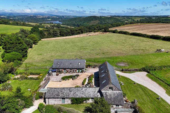 7 bed property, in Thorn, £1,100,000