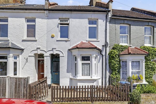 3 bed property, in Brigadier Hill, £499,950