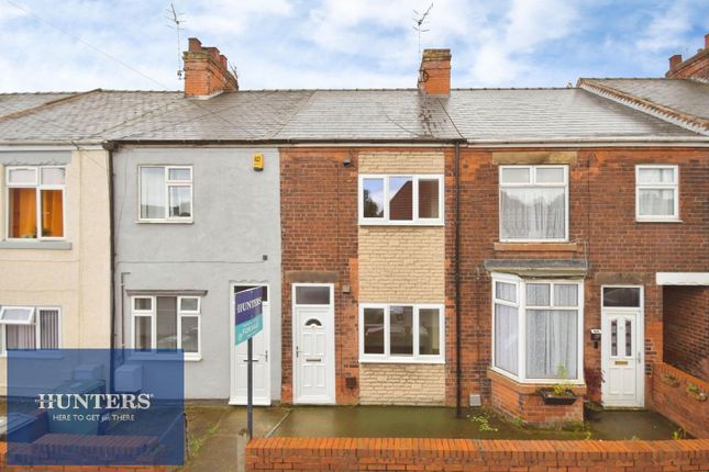 2 bed property, in Top Road, £130,000