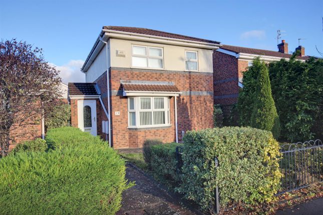 3 bed property, in Beverley Road, £230,000