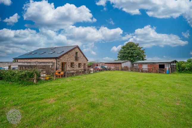 4 bed property, in Moss Hall Road, £775,000