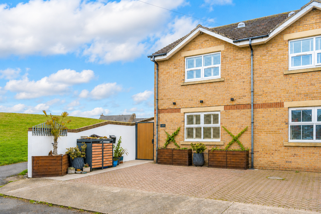 3 bed property, in George Street, £235,000