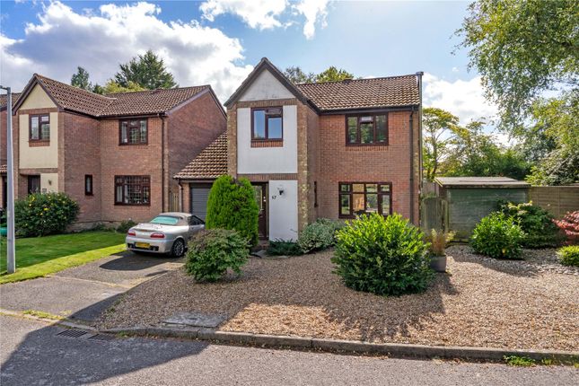 4 bed property, in Bridger Way, £500,000