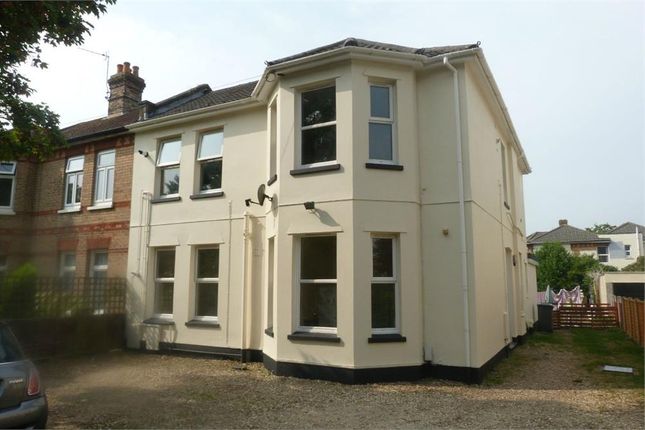 1 bed property, in Knole Road, £125,000