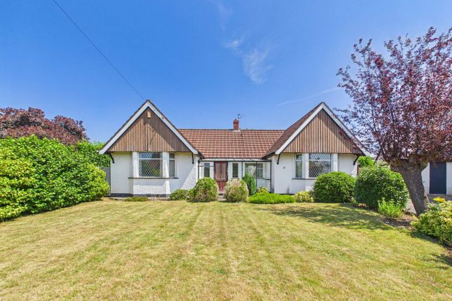 2 bed property, in Greenclose Road, £600,000