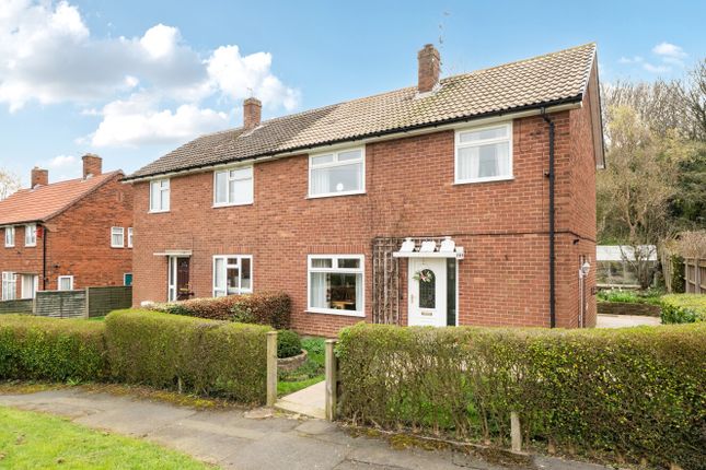 3 bed property, in Stonebridge Grove, £239,500