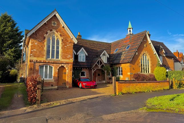 6 bed property, in Alderminster, £1,000,000