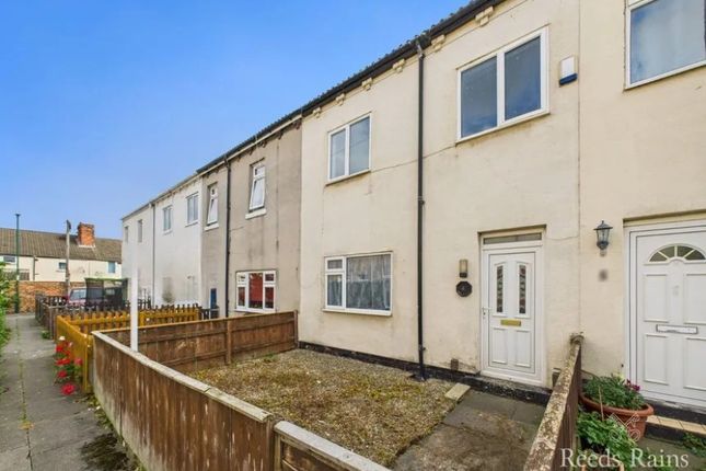 2 bed property, in 4 Dundas Street, £55,000