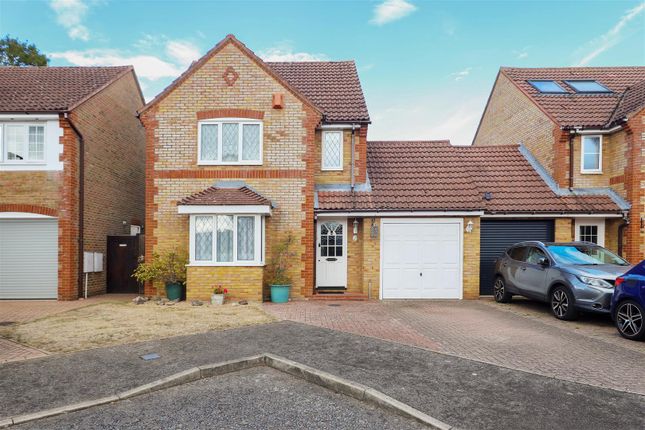 3 bed property, in Martindale, £595,000