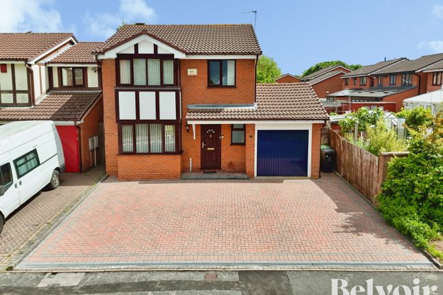 4 bed property, in Bell Street, £400,000