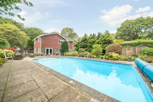 4 bed property, in Durfold Wood, £825,000