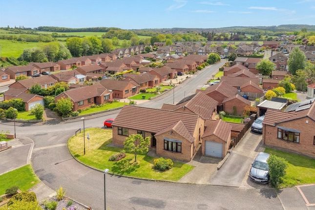 3 bed property, in Wilkinson Close, £250,000