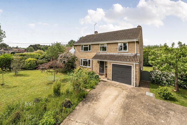 4 bed property, in Newbery Lane, £535,000