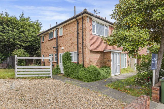 2 bed property, in Bexley Road, £310,000
