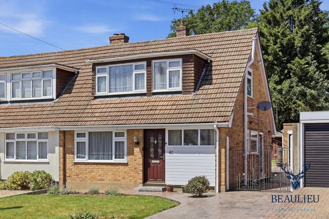 3 bed property, in Tyelands, £475,000