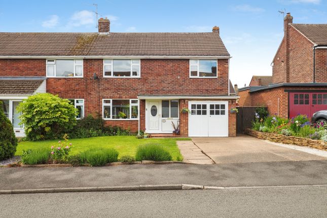 3 bed property, in Clumber Drive, £330,000